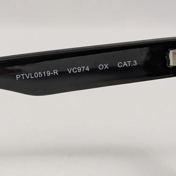 Vince Camuto Black Sunglasses - Picture 5 of 7